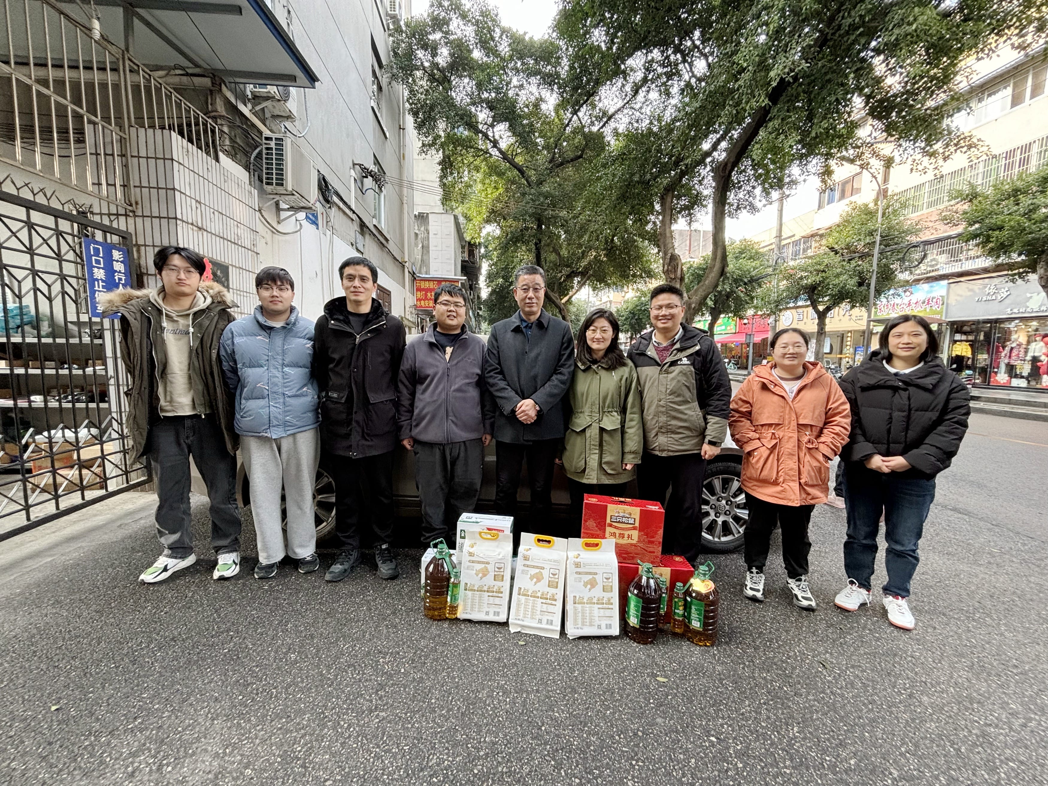 自然南宫ng28相信品牌力量厅项目送温暖