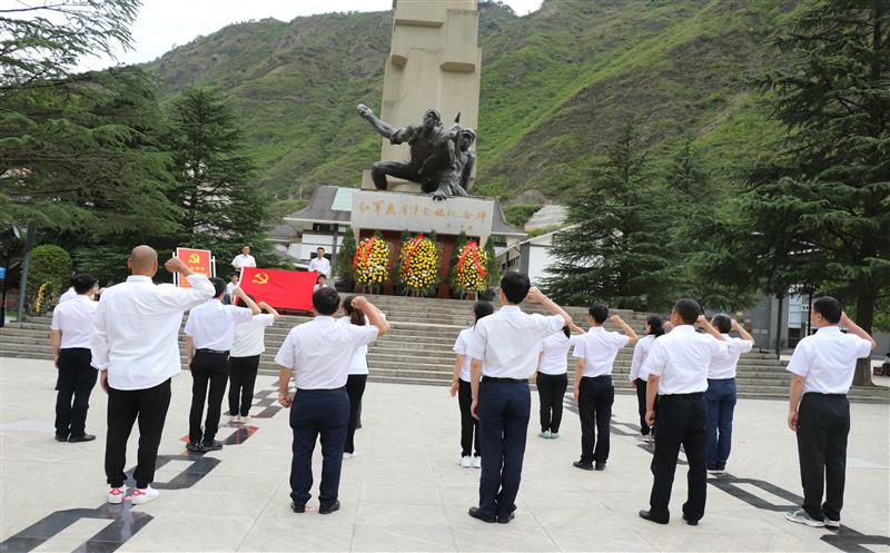 技工学校组织开展“不忘初心再出发，，，，，，，，奋进伟大新征程”党史学习教育主题党日活动