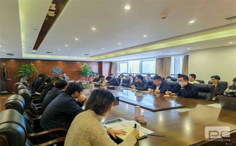 金海浚浚？？？蟛橹埂跋灿十大 奋进新征程”主题党日活动